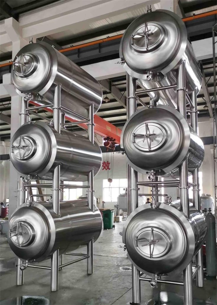 10bbl stacked lager tanks