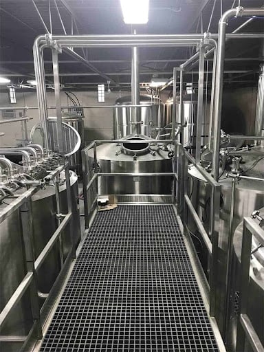 brewery fermentation tanks
