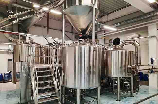 Brewhouse equipment